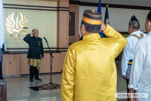 Procession Ceremony to Commemorate the Birth of Pancasila June 1 2024 at Surabaya State University. The leadership and community members around the 