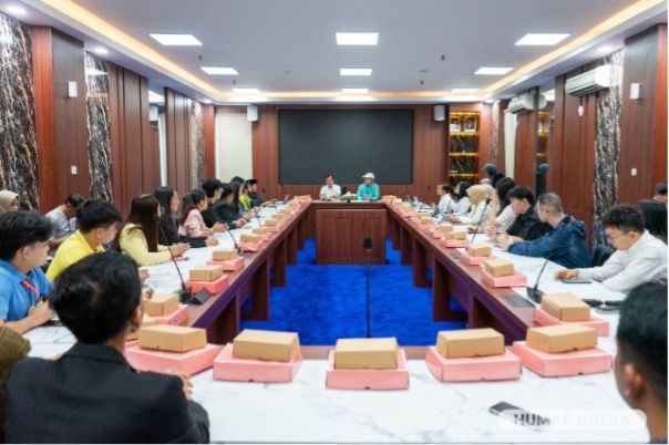 Kedatangan mahasiswa internasional tersebut menunjukkan semakin diminatinya Unesa di kancah global, dan semakin kuatnya reputasi Unesa di mata internasional.