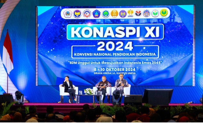 The convention on the second day was packaged in the form of a talk show and FGD with the presence of the director general or secretary general within the Ministry of Education and Culture.