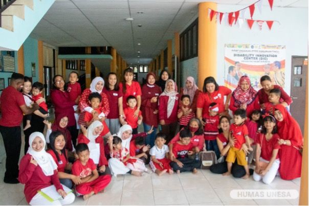 Parents were present to join in the excitement of their children in the August competition held by ULABK UNESA.