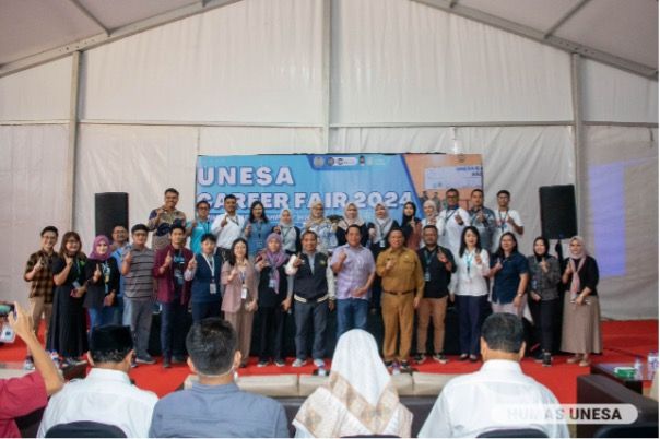 UNESA leadership and staff together with partners involved in the UNESA Career Fair 2024.