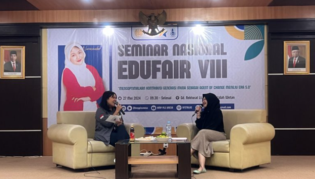 Content Creator, Dinda Nur Aisyah shares experiences on how to create content and personal branding on social media.